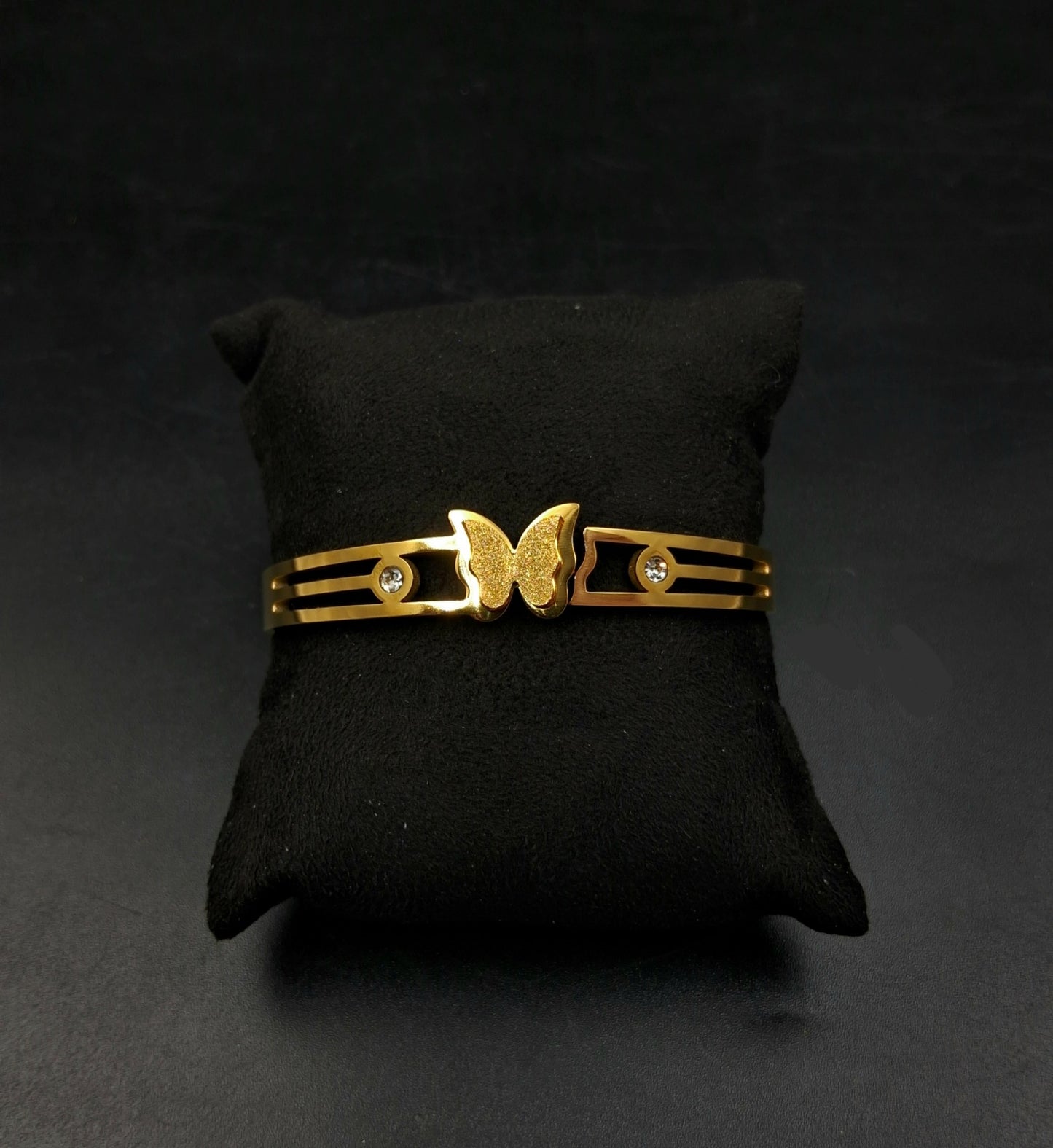 Butterfly Design Gold Bracelet For Women