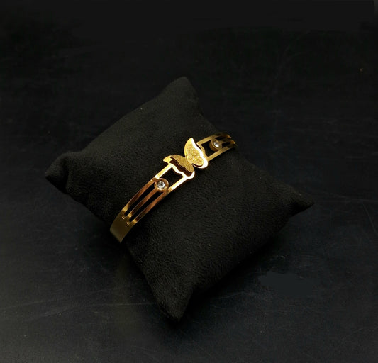 Butterfly Design Gold Bracelet For Women